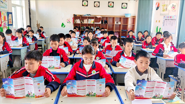 河南省通许县开展“资助政策宣传月”活动